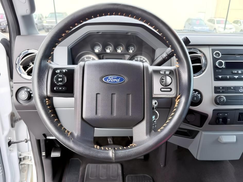 2013 WHITE /GRAY Ford Super Duty F-250 SRW (1FT7W2BT1DE) with an 67 V8 T-DIESEL engine, Automatic transmission, located at 1175 N Woodruff Ave, Idaho Falls, ID, 83401, 43.506901, -111.999657 - At Timberline Auto, finding a great deal on your next vehicle is always easy! Our experienced sales staff goal is to help find you the right vehicle at the right price! Our knowledgeable finance department has options for almost any credit score. We offer extended service contract options to prot- Photo#12