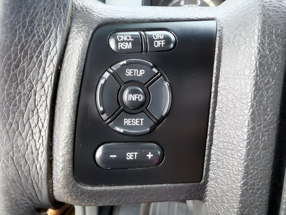 2013 WHITE /GRAY Ford Super Duty F-250 SRW (1FT7W2BT1DE) with an 67 V8 T-DIESEL engine, Automatic transmission, located at 1175 N Woodruff Ave, Idaho Falls, ID, 83401, 43.506901, -111.999657 - At Timberline Auto, finding a great deal on your next vehicle is always easy! Our experienced sales staff goal is to help find you the right vehicle at the right price! Our knowledgeable finance department has options for almost any credit score. We offer extended service contract options to prot- Photo#16