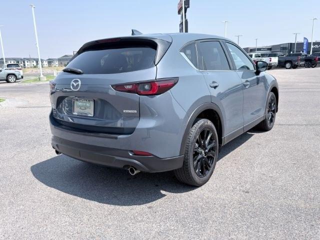 2024 BLUE /LEATHER Mazda CX-5 PREFERRED (JM3KFBCLXR0) with an 2.5L I4 engine, AUTOMATIC transmission, located at 1235 N Woodruff Ave., Idaho Falls, 83401, (208) 523-1053, 43.507172, -112.000488 - At Timberline Auto, finding a great deal on your next vehicle is always easy! Our experienced sales staff goal is to help find you the right vehicle at the right price! Our knowledgeable finance department has options for almost any credit score. We offer extended service contract options to prot- Photo#39