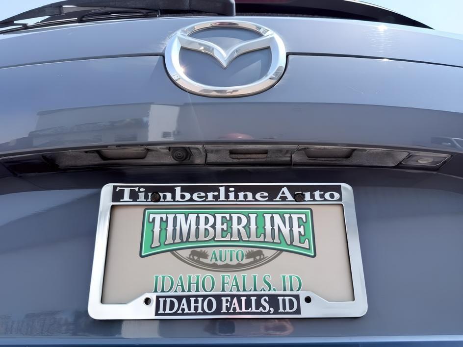 2024 BLUE /LEATHER Mazda CX-5 PREFERRED (JM3KFBCLXR0) with an 2.5L I4 engine, AUTOMATIC transmission, located at 1235 N Woodruff Ave., Idaho Falls, 83401, (208) 523-1053, 43.507172, -112.000488 - At Timberline Auto, finding a great deal on your next vehicle is always easy! Our experienced sales staff goal is to help find you the right vehicle at the right price! Our knowledgeable finance department has options for almost any credit score. We offer extended service contract options to prot- Photo#4