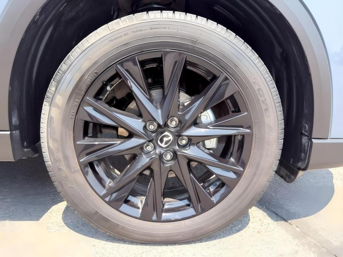 2024 BLUE /LEATHER Mazda CX-5 (JM3KFBCLXR0) with an 25L I4 engine, Automatic transmission, located at 1175 N Woodruff Ave, Idaho Falls, ID, 83401, 43.506901, -111.999657- Photo#13
