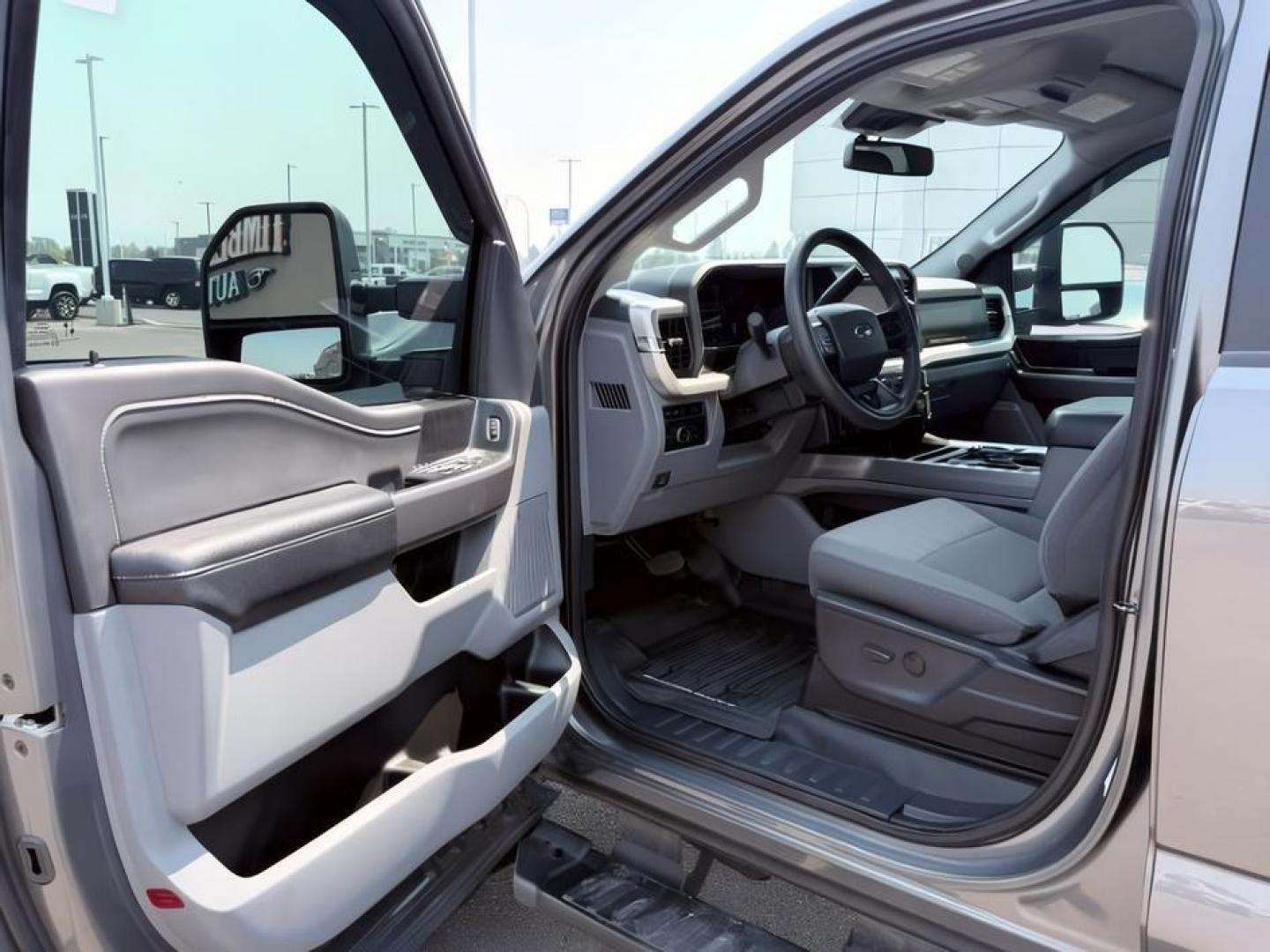 2024 GRAY /Medium Dark Slate Ford F-350 (1FT8W3BM7RE) with an Powerstroke 67L V-8 diesel direct injection engine, Automatic transmission, located at 1175 N Woodruff Ave, Idaho Falls, ID, 83401, 43.506901, -111.999657 - At Timberline Auto, finding a great deal on your next vehicle is always easy! Our experienced sales staff goal is to help find you the right vehicle at the right price! Our knowledgeable finance department has options for almost any credit score. We offer extended service contract options to prot- Photo#12