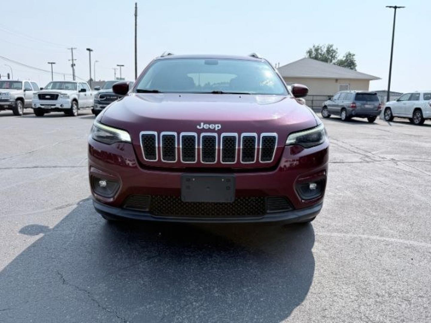 2019 RED /BLACK Jeep Cherokee (1C4PJLCB2KD) with an 24L engine, Automatic transmission, located at 1175 N Woodruff Ave, Idaho Falls, ID, 83401, 43.506901, -111.999657 - At Timberline Auto, finding a great deal on your next vehicle is always easy! Our experienced sales staff goal is to help find you the right vehicle at the right price! Our knowledgeable finance department has options for almost any credit score. We offer extended service contract options to prot- Photo#35