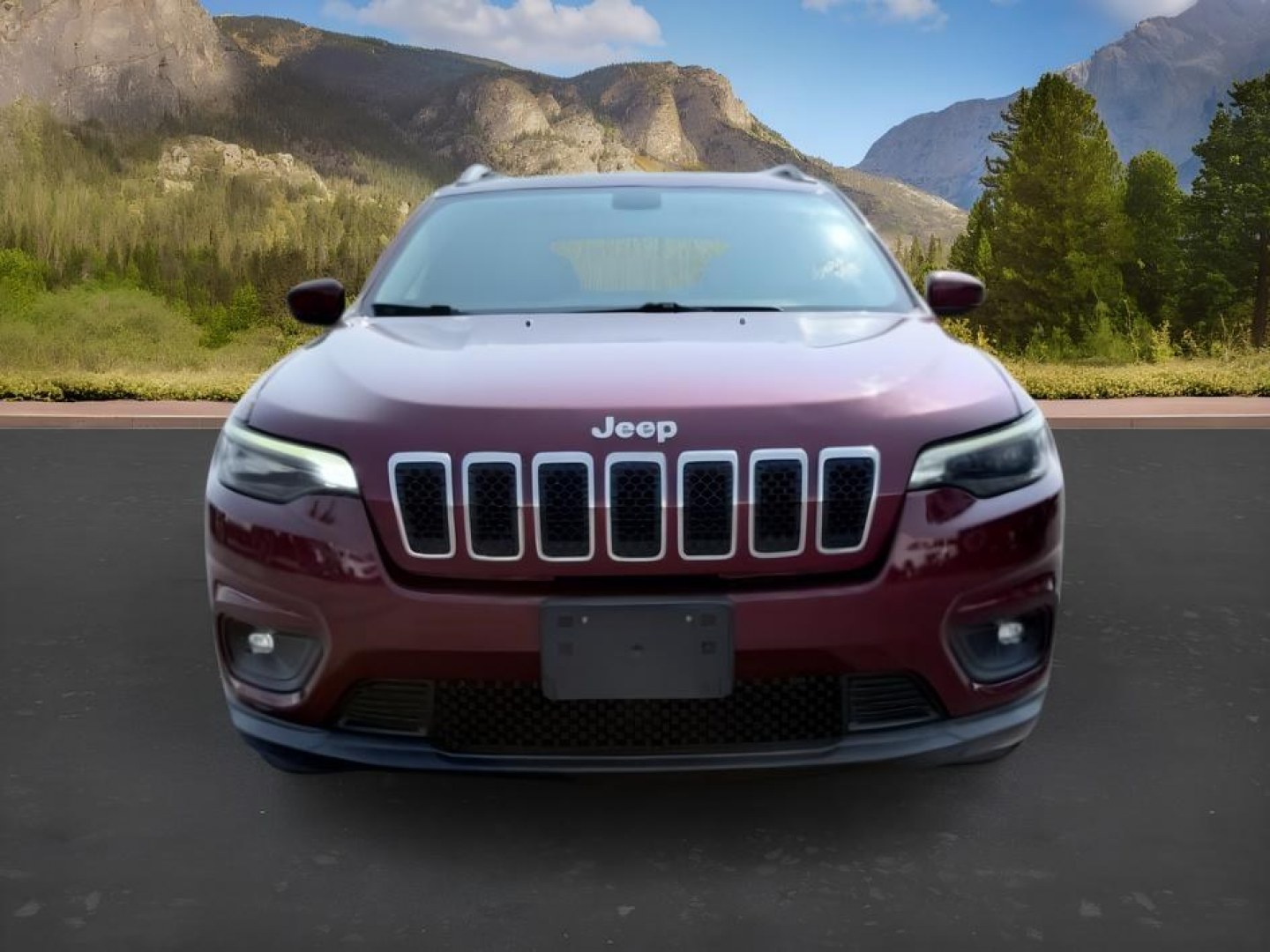 2019 RED /BLACK Jeep Cherokee (1C4PJLCB2KD) with an 24L engine, Automatic transmission, located at 1175 N Woodruff Ave, Idaho Falls, ID, 83401, 43.506901, -111.999657 - At Timberline Auto, finding a great deal on your next vehicle is always easy! Our experienced sales staff goal is to help find you the right vehicle at the right price! Our knowledgeable finance department has options for almost any credit score. We offer extended service contract options to prot- Photo#9