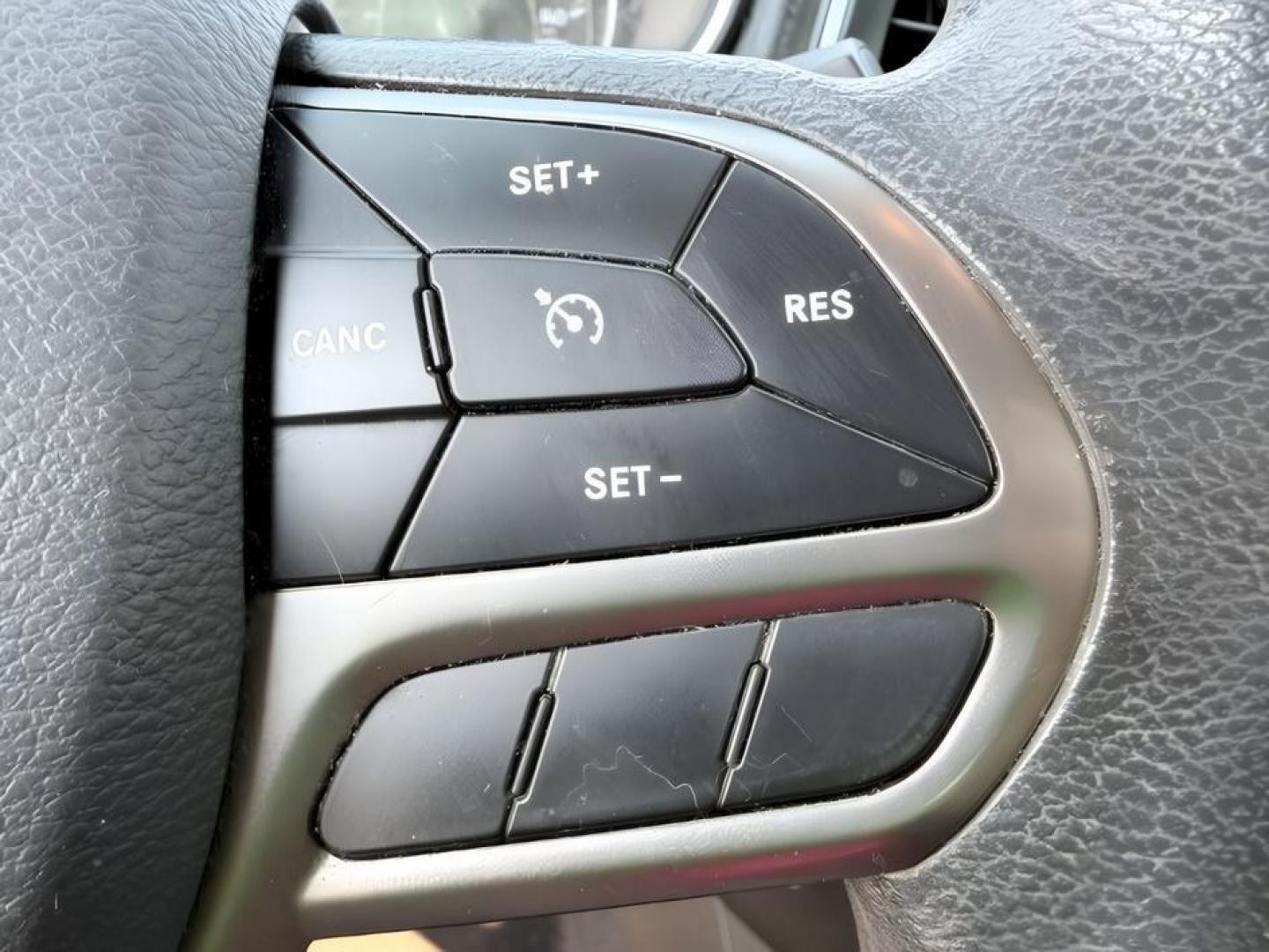 2019 RED /BLACK Jeep Cherokee (1C4PJLCB2KD) with an 24L engine, Automatic transmission, located at 1175 N Woodruff Ave, Idaho Falls, ID, 83401, 43.506901, -111.999657 - At Timberline Auto, finding a great deal on your next vehicle is always easy! Our experienced sales staff goal is to help find you the right vehicle at the right price! Our knowledgeable finance department has options for almost any credit score. We offer extended service contract options to prot- Photo#19