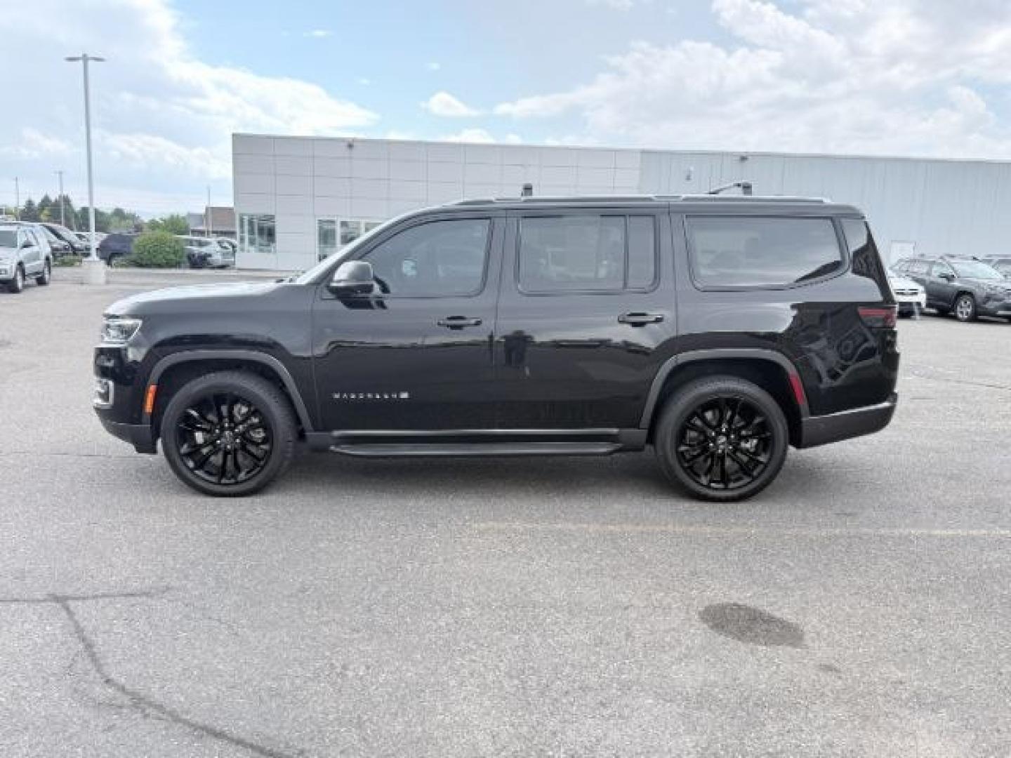 2022 BLACK /Global Black Jeep Wagoneer (1C4SJVBT0NS) with an HEMI 57L V-8 variable valve control engine, Automatic transmission, located at 1175 N Woodruff Ave, Idaho Falls, ID, 83401, 43.506901, -111.999657 - At Timberline Auto, finding a great deal on your next vehicle is always easy! Our experienced sales staff goal is to help find you the right vehicle at the right price! Our knowledgeable finance department has options for almost any credit score. We offer extended service contract options to prot- Photo#32