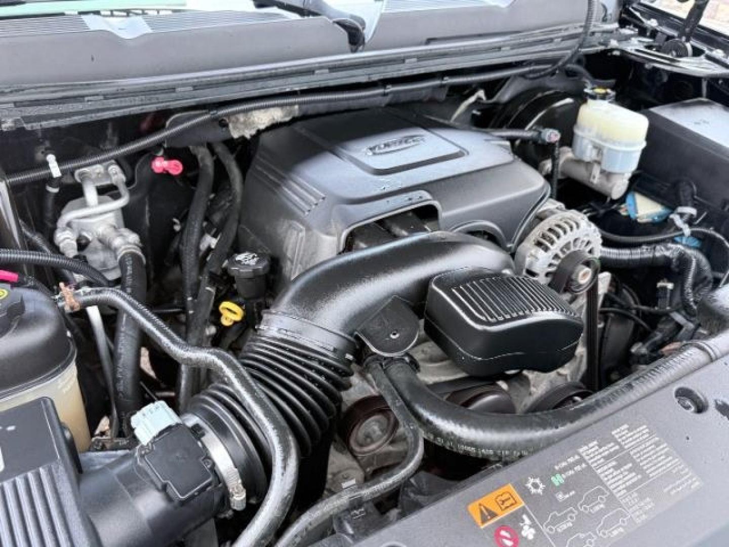 2011 BLACK /Dark Titanium Chevrolet Silverado 1500 (1GCRKREA1BZ) with an Vortec 48L V-8 variable valve control engine, Automatic transmission, located at 1175 N Woodruff Ave, Idaho Falls, ID, 83401, 43.506901, -111.999657- Photo#53