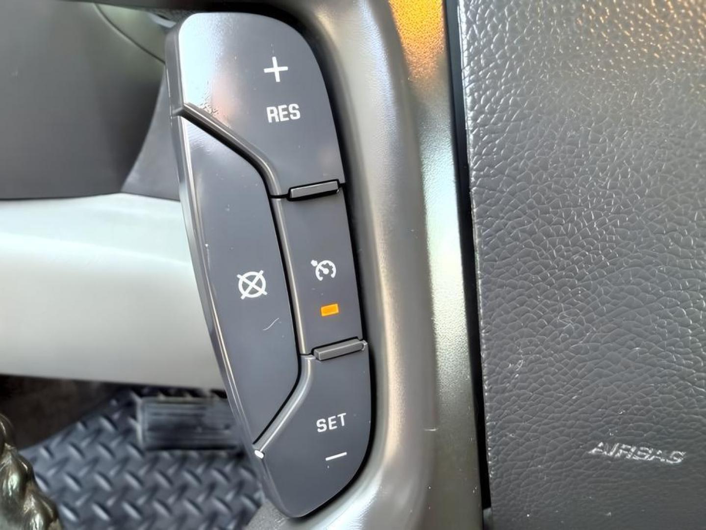 2011 BLACK /Dark Titanium Chevrolet Silverado 1500 (1GCRKREA1BZ) with an Vortec 48L V-8 variable valve control engine, Automatic transmission, located at 1175 N Woodruff Ave, Idaho Falls, ID, 83401, 43.506901, -111.999657- Photo#19