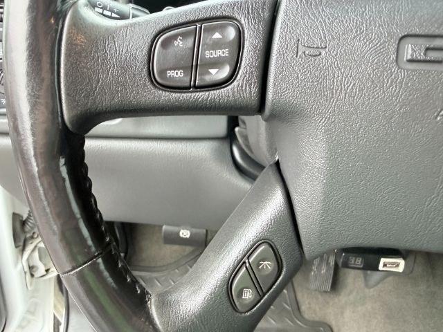 2007 WHITE /Dark Pewter GMC Sierra 2500HD Classic (1GTHK23D77F) with an 66L V8 16V OHV TURBO DIESEL engine, Automatic transmission, located at 1175 N Woodruff Ave, Idaho Falls, ID, 83401, 43.506901, -111.999657 - At Timberline Auto, finding a great deal on your next vehicle is always easy! Our experienced sales staff goal is to help find you the right vehicle at the right price! Our knowledgeable finance department has options for almost any credit score. We offer extended service contract options to prot- Photo#42