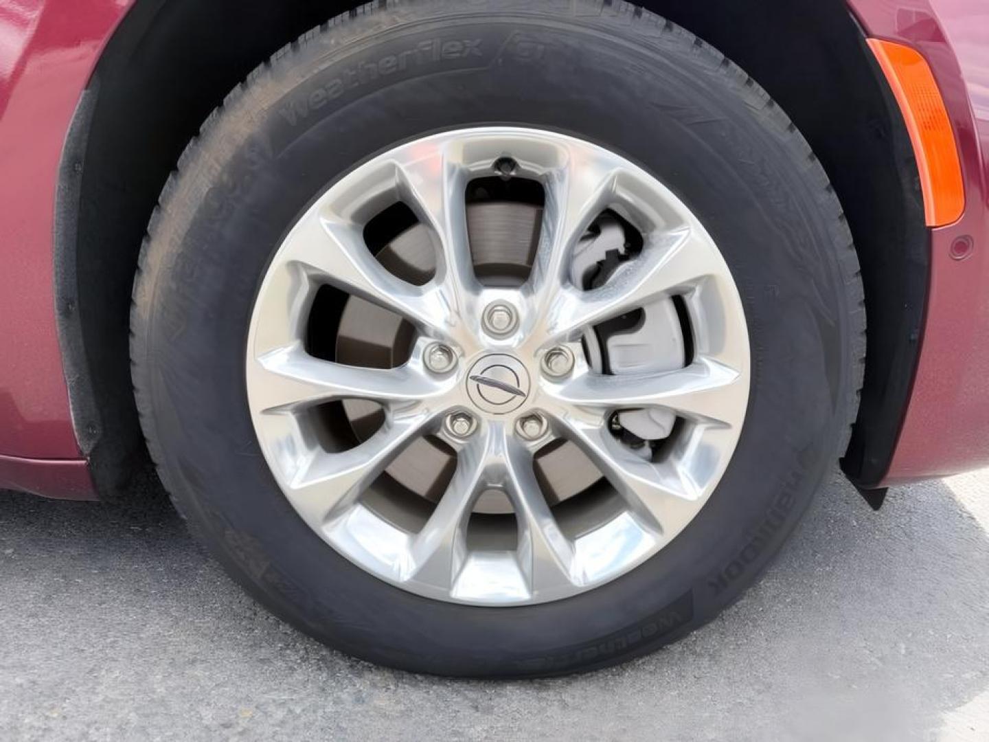 2023 MAROON /Black/Alloy/Black Chrysler Pacifica (2C4RC3BG0PR) with an Pentastar 36L V-6 DOHC engine, Automatic transmission, located at 1175 N Woodruff Ave, Idaho Falls, ID, 83401, 43.506901, -111.999657- Photo#13