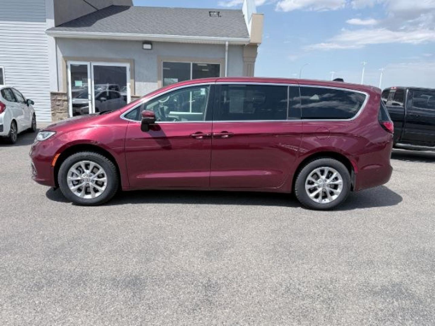 2023 MAROON /Black/Alloy/Black Chrysler Pacifica (2C4RC3BG0PR) with an Pentastar 36L V-6 DOHC engine, Automatic transmission, located at 1175 N Woodruff Ave, Idaho Falls, ID, 83401, 43.506901, -111.999657- Photo#30