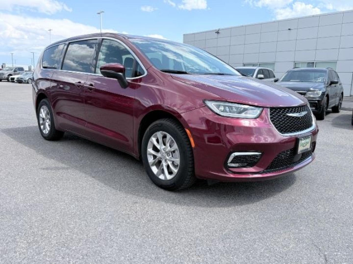 2023 MAROON /Black/Alloy/Black Chrysler Pacifica (2C4RC3BG0PR) with an Pentastar 36L V-6 DOHC engine, Automatic transmission, located at 1175 N Woodruff Ave, Idaho Falls, ID, 83401, 43.506901, -111.999657- Photo#39