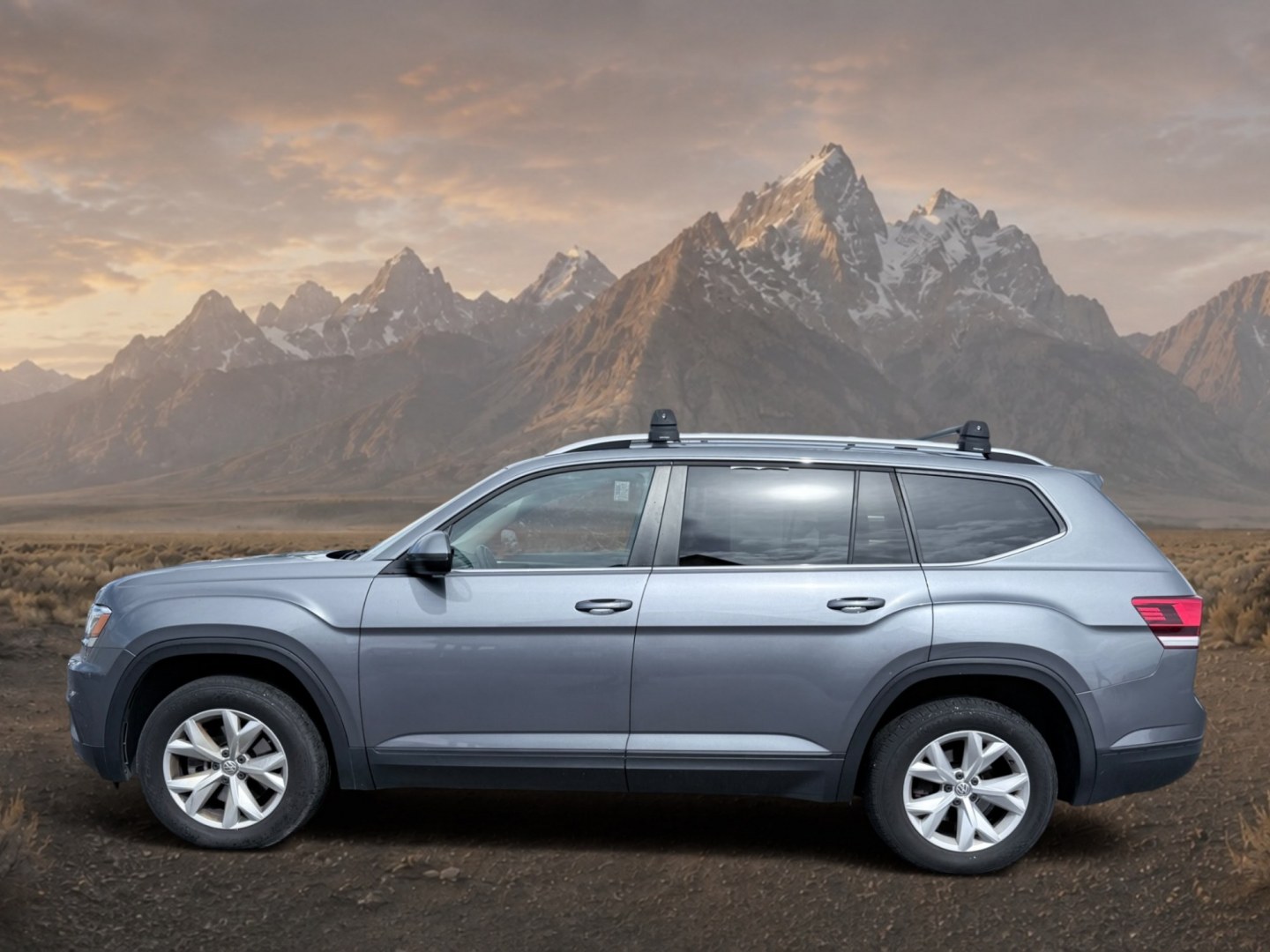 2018 Platinum Gray Metallic /Titan Black Volkswagen Atlas 3.6L V6 SE (1V2KR2CAXJC) with an V6, 3.6L engine, 8-speed automatic transmission, located at 1175 N Woodruff Ave, Idaho Falls, ID, 83401, 43.506901, -111.999657 - <b>Vehicle Details</b><br>Looking for a spacious, capable SUV in Idaho Falls, ID? This 2018 Volkswagen Atlas SE 4Motion delivers the comfort, versatility, and confident handling today's drivers want. Powered by a strong V6, 3.6L gasoline engine and equipped with AWD, this Volkswagen Atlas is built f- Photo#1