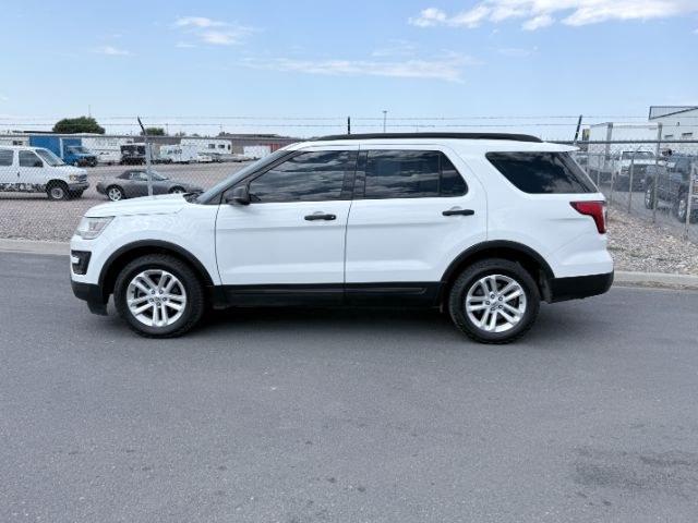2016 WHITE /CLOTH Ford Explorer AWD (1FM5K8B83GG) with an 3.5L V6 engine, AUTOMATIC transmission, located at 1235 N Woodruff Ave., Idaho Falls, 83401, (208) 523-1053, 43.507172, -112.000488 - At Timberline Auto, finding a great deal on your next vehicle is always easy! Our experienced sales staff goal is to help find you the right vehicle at the right price! Our knowledgeable finance department has options for almost any credit score. We offer extended service contract options to prot- Photo#1