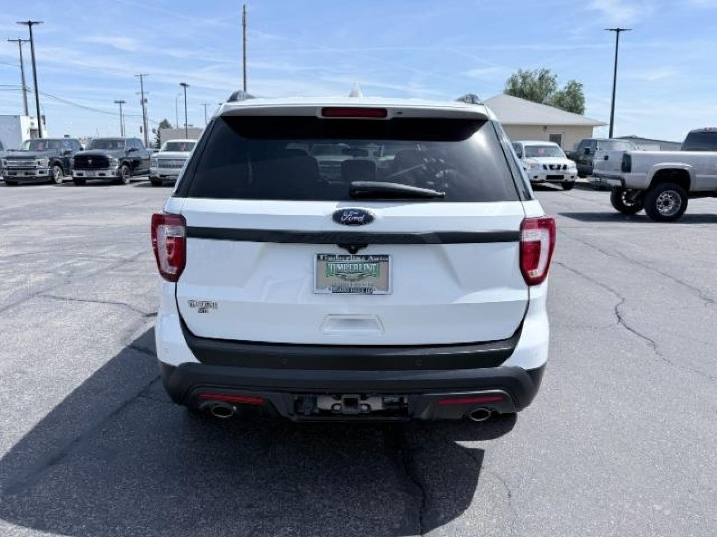 2016 WHITE /CLOTH Ford Explorer (1FM5K8B83GG) with an 35L V6 engine, Automatic transmission, located at 1175 N Woodruff Ave, Idaho Falls, ID, 83401, 43.506901, -111.999657 - At Timberline Auto, finding a great deal on your next vehicle is always easy! Our experienced sales staff goal is to help find you the right vehicle at the right price! Our knowledgeable finance department has options for almost any credit score. We offer extended service contract options to prot- Photo#33