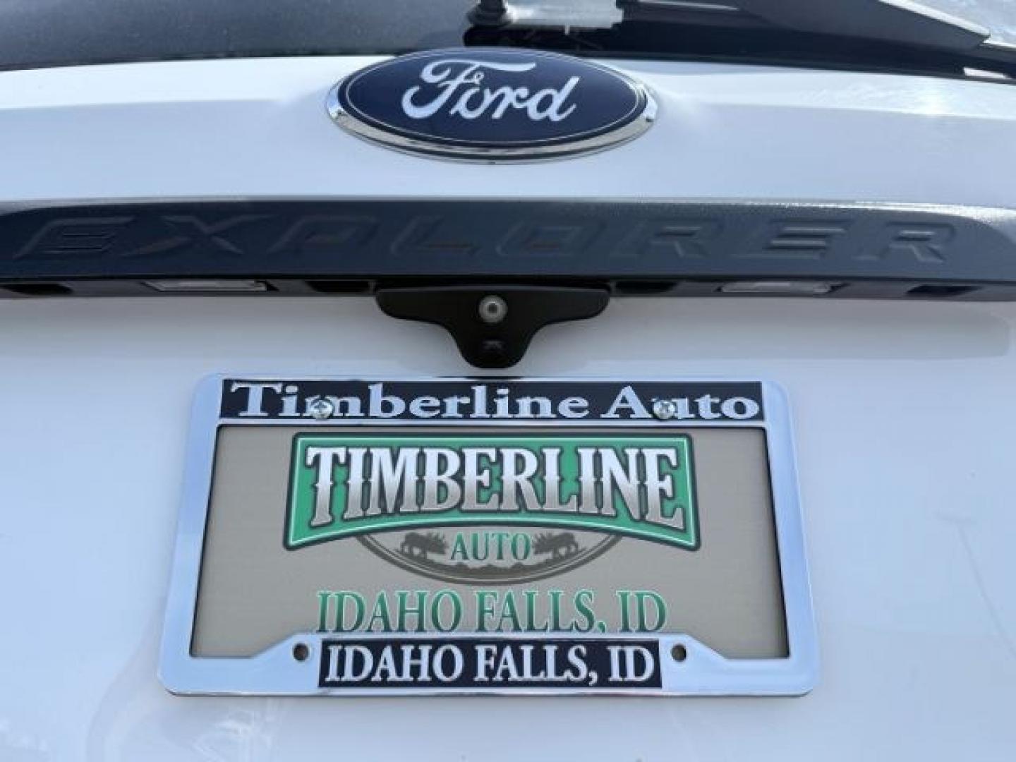 2016 WHITE /CLOTH Ford Explorer (1FM5K8B83GG) with an 35L V6 engine, Automatic transmission, located at 1175 N Woodruff Ave, Idaho Falls, ID, 83401, 43.506901, -111.999657 - At Timberline Auto, finding a great deal on your next vehicle is always easy! Our experienced sales staff goal is to help find you the right vehicle at the right price! Our knowledgeable finance department has options for almost any credit score. We offer extended service contract options to prot- Photo#34
