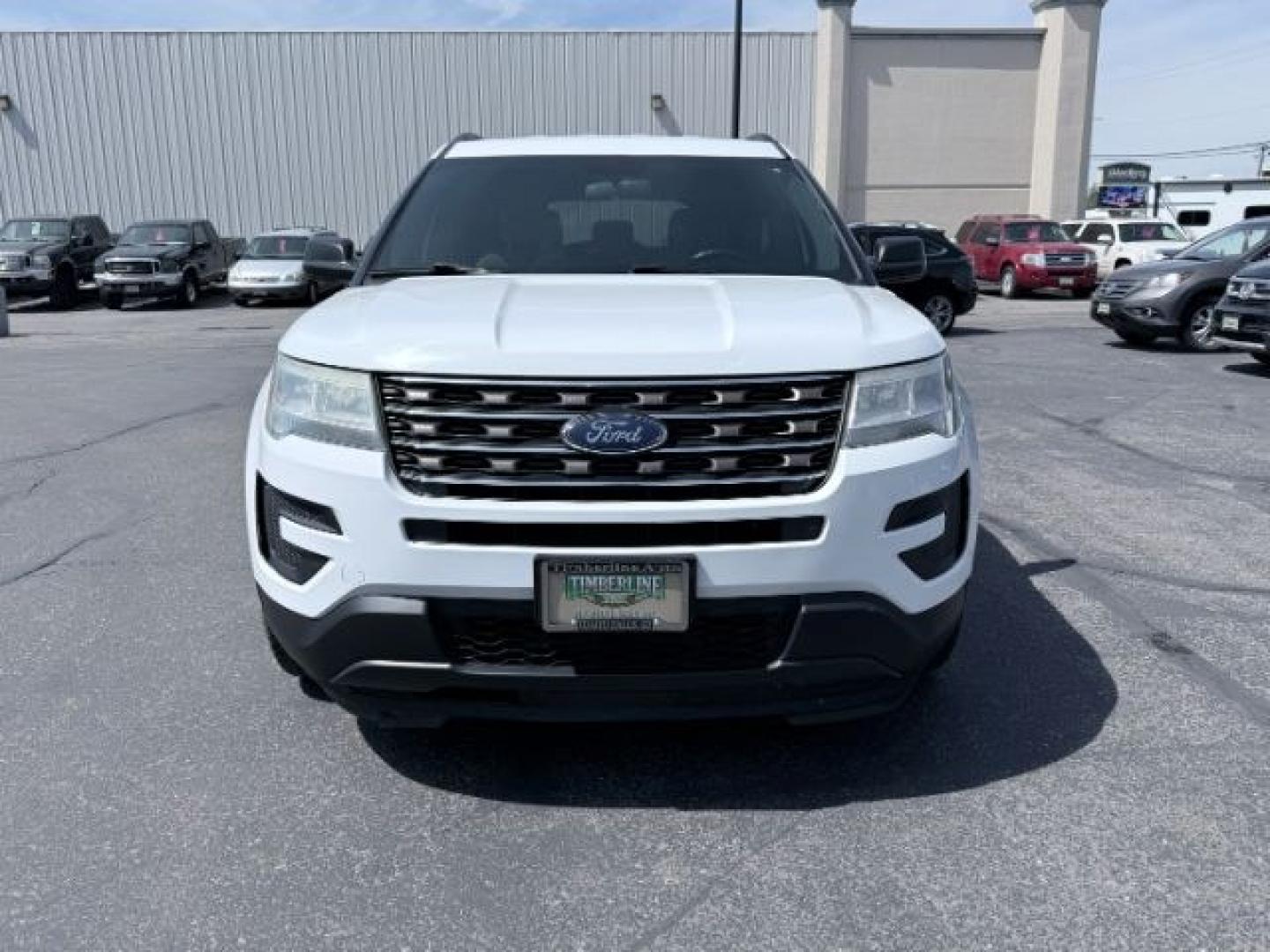 2016 WHITE /CLOTH Ford Explorer (1FM5K8B83GG) with an 35L V6 engine, Automatic transmission, located at 1175 N Woodruff Ave, Idaho Falls, ID, 83401, 43.506901, -111.999657 - At Timberline Auto, finding a great deal on your next vehicle is always easy! Our experienced sales staff goal is to help find you the right vehicle at the right price! Our knowledgeable finance department has options for almost any credit score. We offer extended service contract options to prot- Photo#40