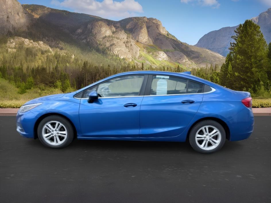 photo of 2017 Chevrolet Cruze LT Auto