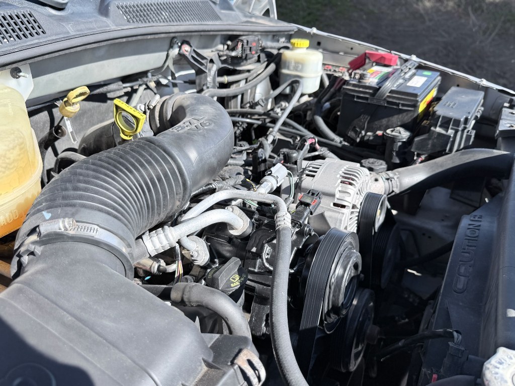 2007 Bright Silver Metallic Clearcoat /Medium Slate Gray Jeep Liberty Sport (1J4GL48K87W) with an V6, 3.7L (225 CID) engine, 6-speed manual transmission, located at 1175 N Woodruff Ave, Idaho Falls, ID, 83401, 43.506901, -111.999657 - <b>Vehicle Details</b><br>Looking for a dependable SUV with capability, comfort, and proven value? This 2007 Jeep Liberty Sport is ready for your next adventure. Equipped with 4WD and a V6, 3.7L (225 CID) gasoline engine, this Jeep delivers the strength you want for commuting, weekend trips, and Ida- Photo#21