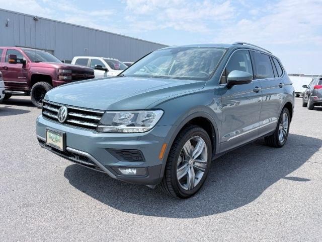 2020 GRAY /Titan Black Volkswagen Tiguan (3VV2B7AXXLM) with an 2L I-4 gasoline direct injection engine, Automatic transmission, located at 1175 N Woodruff Ave, Idaho Falls, ID, 83401, 43.506901, -111.999657 - At Timberline Auto, finding a great deal on your next vehicle is always easy! Our experienced sales staff goal is to help find you the right vehicle at the right price! Our knowledgeable finance department has options for almost any credit score. We offer extended service contract options to prot- Photo#32
