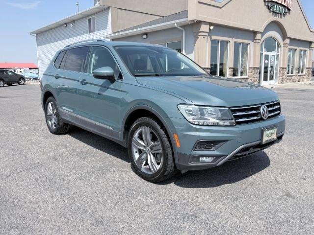 2020 GRAY /Titan Black Volkswagen Tiguan (3VV2B7AXXLM) with an 2L I-4 gasoline direct injection engine, Automatic transmission, located at 1175 N Woodruff Ave, Idaho Falls, ID, 83401, 43.506901, -111.999657 - At Timberline Auto, finding a great deal on your next vehicle is always easy! Our experienced sales staff goal is to help find you the right vehicle at the right price! Our knowledgeable finance department has options for almost any credit score. We offer extended service contract options to prot- Photo#42
