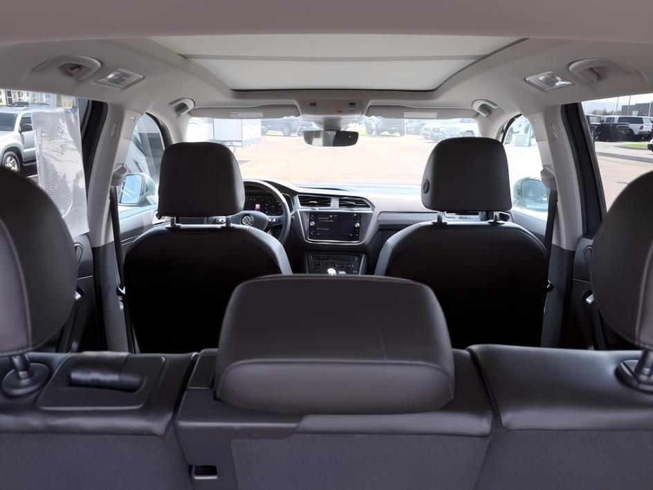 2020 GRAY /Titan Black Volkswagen Tiguan (3VV2B7AXXLM) with an 2L I-4 gasoline direct injection engine, Automatic transmission, located at 1175 N Woodruff Ave, Idaho Falls, ID, 83401, 43.506901, -111.999657 - At Timberline Auto, finding a great deal on your next vehicle is always easy! Our experienced sales staff goal is to help find you the right vehicle at the right price! Our knowledgeable finance department has options for almost any credit score. We offer extended service contract options to prot- Photo#7