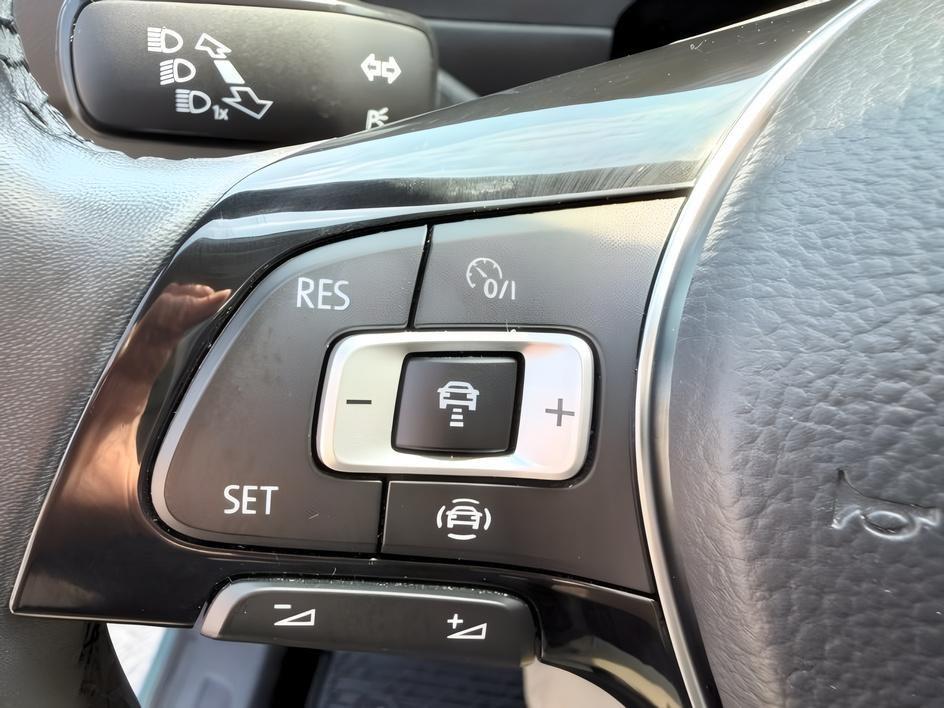 2020 GRAY /Titan Black Volkswagen Tiguan (3VV2B7AXXLM) with an 2L I-4 gasoline direct injection engine, Automatic transmission, located at 1175 N Woodruff Ave, Idaho Falls, ID, 83401, 43.506901, -111.999657 - At Timberline Auto, finding a great deal on your next vehicle is always easy! Our experienced sales staff goal is to help find you the right vehicle at the right price! Our knowledgeable finance department has options for almost any credit score. We offer extended service contract options to prot- Photo#25