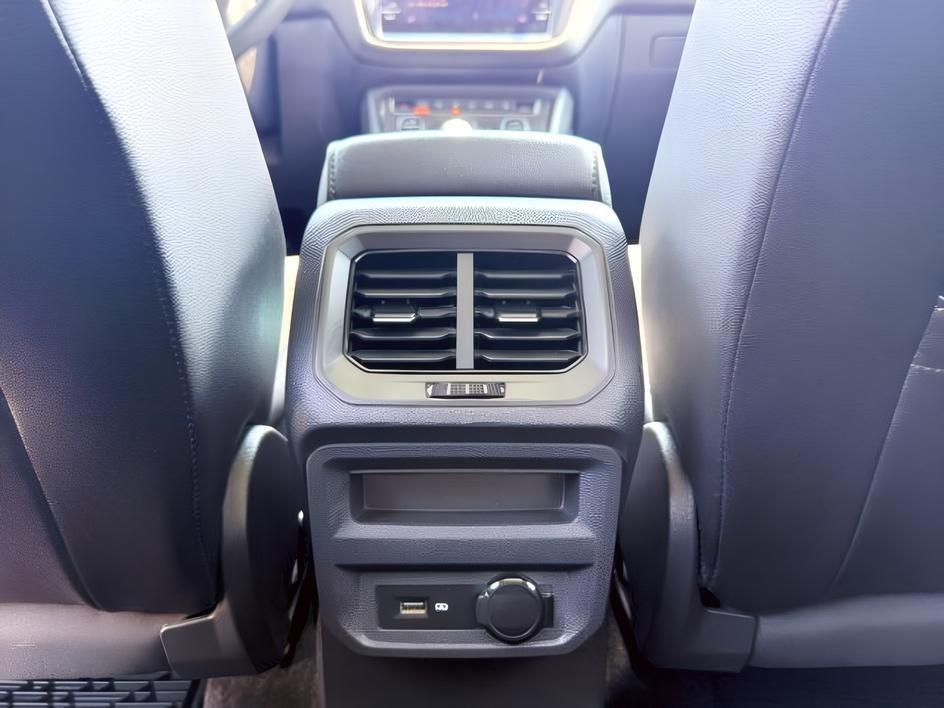 2020 GRAY /Titan Black Volkswagen Tiguan (3VV2B7AXXLM) with an 2L I-4 gasoline direct injection engine, Automatic transmission, located at 1175 N Woodruff Ave, Idaho Falls, ID, 83401, 43.506901, -111.999657 - At Timberline Auto, finding a great deal on your next vehicle is always easy! Our experienced sales staff goal is to help find you the right vehicle at the right price! Our knowledgeable finance department has options for almost any credit score. We offer extended service contract options to prot- Photo#29