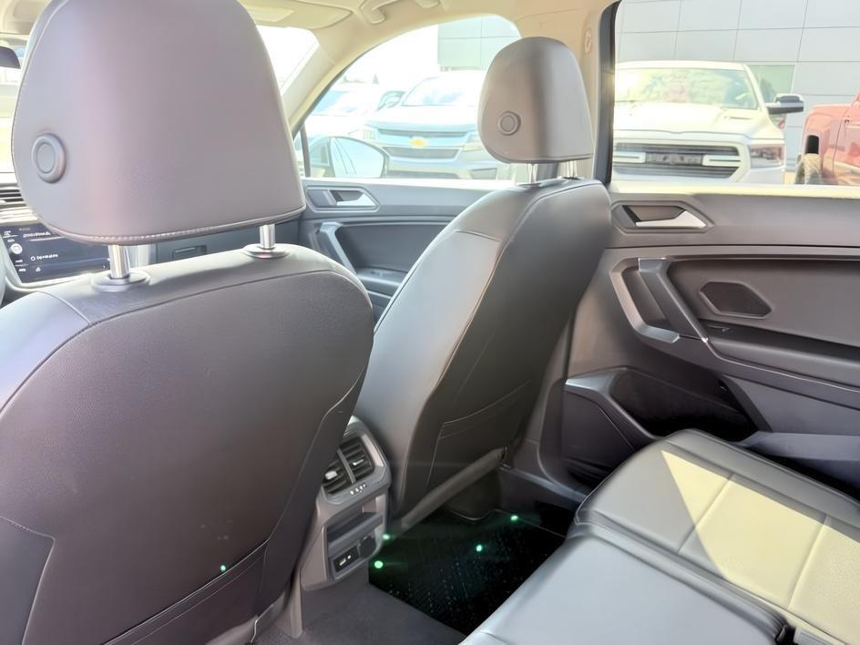 2020 GRAY /Titan Black Volkswagen Tiguan (3VV2B7AXXLM) with an 2L I-4 gasoline direct injection engine, Automatic transmission, located at 1175 N Woodruff Ave, Idaho Falls, ID, 83401, 43.506901, -111.999657 - At Timberline Auto, finding a great deal on your next vehicle is always easy! Our experienced sales staff goal is to help find you the right vehicle at the right price! Our knowledgeable finance department has options for almost any credit score. We offer extended service contract options to prot- Photo#30