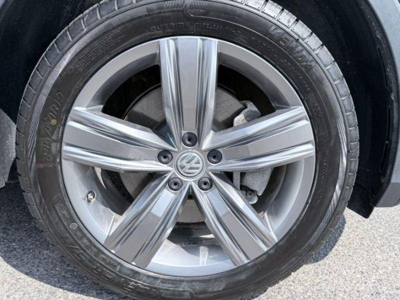 2020 Silk Blue Metallic /Titan Black Volkswagen Tiguan SEL (3VV2B7AXXLM) with an 4 Cyl, 2.0L engine, 8-speed automatic transmission, located at 1175 N Woodruff Ave, Idaho Falls, ID, 83401, 43.506901, -111.999657 - <b>Vehicle Details</b><br>Take on every drive with this 2020 Volkswagen Tiguan 2.0T SE / 2.0T SEL / 2.0T SE R-Line Black, a stylish and versatile SUV with only 38,794 miles and the confidence of AWD. Powered by a responsive 4-cylinder, 2.0L gasoline engine, this Volkswagen Tiguan delivers smooth per- Photo#12