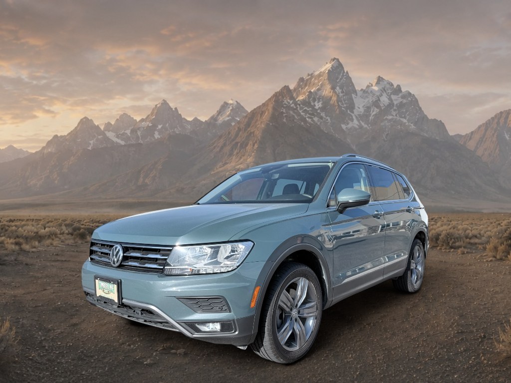 2020 Silk Blue Metallic /Titan Black Volkswagen Tiguan SEL (3VV2B7AXXLM) with an 4 Cyl, 2.0L engine, 8-speed automatic transmission, located at 1175 N Woodruff Ave, Idaho Falls, ID, 83401, 43.506901, -111.999657 - <b>Vehicle Details</b><br>Take on every drive with this 2020 Volkswagen Tiguan 2.0T SE / 2.0T SEL / 2.0T SE R-Line Black, a stylish and versatile SUV with only 38,794 miles and the confidence of AWD. Powered by a responsive 4-cylinder, 2.0L gasoline engine, this Volkswagen Tiguan delivers smooth per- Photo#0