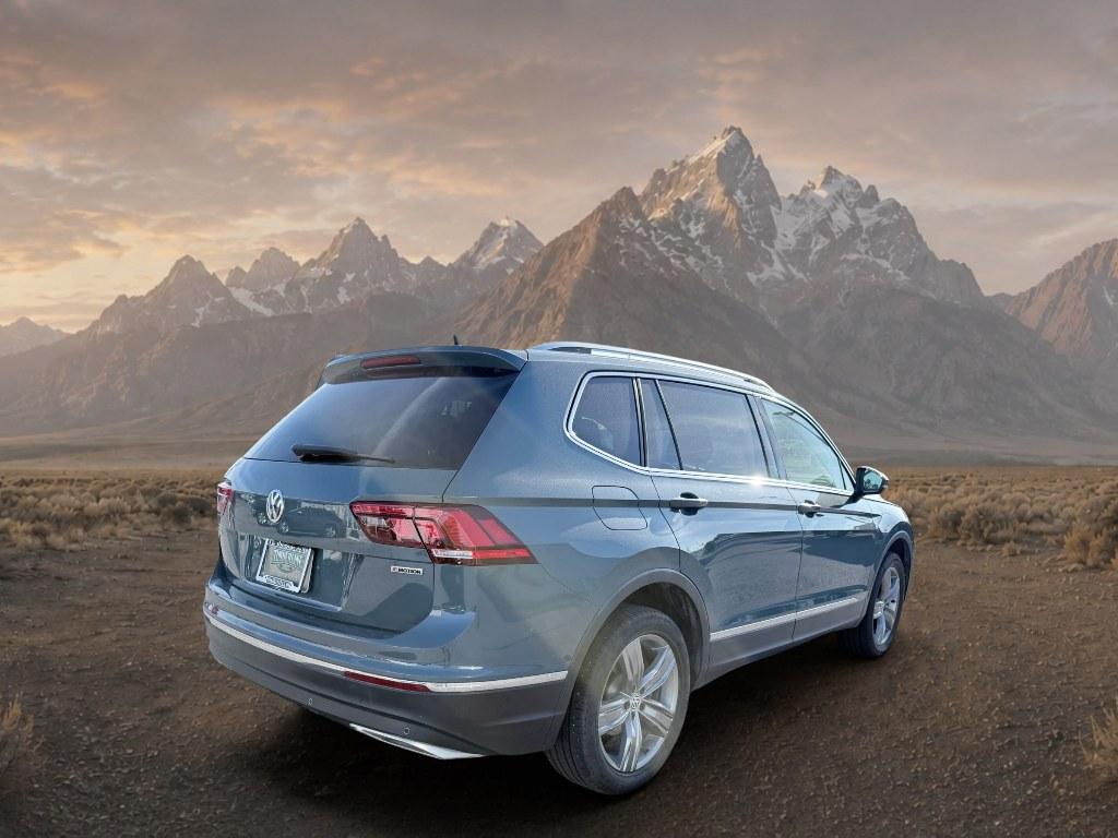 2020 Silk Blue Metallic /Titan Black Volkswagen Tiguan SEL (3VV2B7AXXLM) with an 4 Cyl, 2.0L engine, 8-speed automatic transmission, located at 1175 N Woodruff Ave, Idaho Falls, ID, 83401, 43.506901, -111.999657 - <b>Vehicle Details</b><br>Take on every drive with this 2020 Volkswagen Tiguan 2.0T SE / 2.0T SEL / 2.0T SE R-Line Black, a stylish and versatile SUV with only 38,794 miles and the confidence of AWD. Powered by a responsive 4-cylinder, 2.0L gasoline engine, this Volkswagen Tiguan delivers smooth per- Photo#4