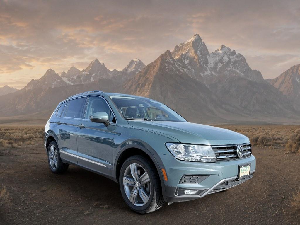 2020 Silk Blue Metallic /Titan Black Volkswagen Tiguan SEL (3VV2B7AXXLM) with an 4 Cyl, 2.0L engine, 8-speed automatic transmission, located at 1175 N Woodruff Ave, Idaho Falls, ID, 83401, 43.506901, -111.999657 - <b>Vehicle Details</b><br>Take on every drive with this 2020 Volkswagen Tiguan 2.0T SE / 2.0T SEL / 2.0T SE R-Line Black, a stylish and versatile SUV with only 38,794 miles and the confidence of AWD. Powered by a responsive 4-cylinder, 2.0L gasoline engine, this Volkswagen Tiguan delivers smooth per- Photo#6