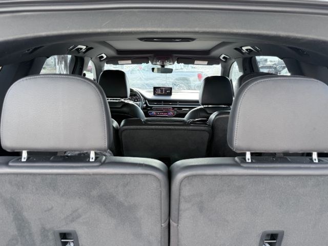 2018 WHITE /Black Audi Q7 (WA1LAAF74JD) with an 3L V-6 gasoline direct injection engine, Automatic transmission, located at 1175 N Woodruff Ave, Idaho Falls, ID, 83401, 43.506901, -111.999657 - At Timberline Auto, finding a great deal on your next vehicle is always easy! Our experienced sales staff goal is to help find you the right vehicle at the right price! Our knowledgeable finance department has options for almost any credit score. We offer extended service contract options to prot- Photo#35