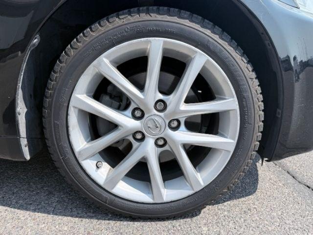 2012 BLACK /LEATHER Lexus IS 250 (JTHCF5C22C5) with an 25L V6 engine, Automatic transmission, located at 1175 N Woodruff Ave, Idaho Falls, ID, 83401, 43.506901, -111.999657 - At Timberline Auto, finding a great deal on your next vehicle is always easy! Our experienced sales staff goal is to help find you the right vehicle at the right price! Our knowledgeable finance department has options for almost any credit score. We offer extended service contract options to protect- Photo#36