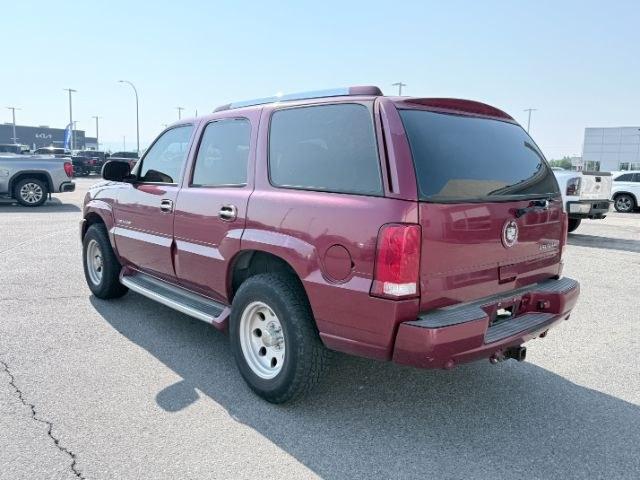2004 RED /TAN Cadillac Escalade LUXURY (1GYEK63NX4R) with an 6.0L engine, AUTOMATIC transmission, located at 1235 N Woodruff Ave., Idaho Falls, 83401, (208) 523-1053, 43.507172, -112.000488 - At Timberline Auto, finding a great deal on your next vehicle is always easy! Our experienced sales staff goal is to help find you the right vehicle at the right price! Our knowledgeable finance department has options for almost any credit score. We offer extended service contract options to prot- Photo#2