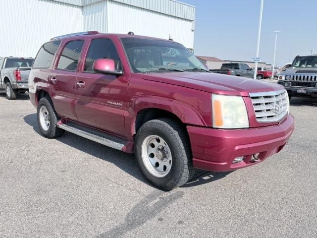 2004 RED /TAN Cadillac Escalade LUXURY (1GYEK63NX4R) with an 6.0L engine, AUTOMATIC transmission, located at 1235 N Woodruff Ave., Idaho Falls, 83401, (208) 523-1053, 43.507172, -112.000488 - At Timberline Auto, finding a great deal on your next vehicle is always easy! Our experienced sales staff goal is to help find you the right vehicle at the right price! Our knowledgeable finance department has options for almost any credit score. We offer extended service contract options to prot- Photo#8