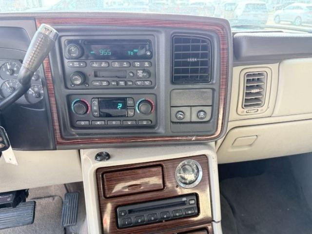 2004 RED /TAN Cadillac Escalade LUXURY (1GYEK63NX4R) with an 6.0L engine, AUTOMATIC transmission, located at 1235 N Woodruff Ave., Idaho Falls, 83401, (208) 523-1053, 43.507172, -112.000488 - At Timberline Auto, finding a great deal on your next vehicle is always easy! Our experienced sales staff goal is to help find you the right vehicle at the right price! Our knowledgeable finance department has options for almost any credit score. We offer extended service contract options to prot- Photo#15