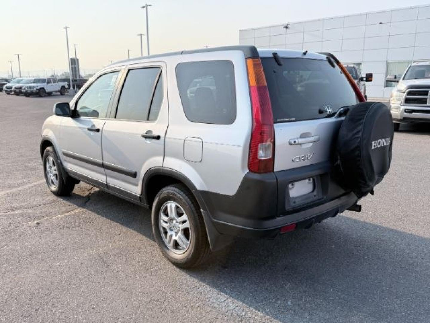 2004 SILVER /Black Honda CR-V (JHLRD78844C) with an 24L I-4 DOHC engine, Automatic transmission, located at 1175 N Woodruff Ave, Idaho Falls, ID, 83401, 43.506901, -111.999657 - At Timberline Auto, finding a great deal on your next vehicle is always easy! Our experienced sales staff goal is to help find you the right vehicle at the right price! Our knowledgeable finance department has options for almost any credit score. We offer extended service contract options to prot- Photo#26