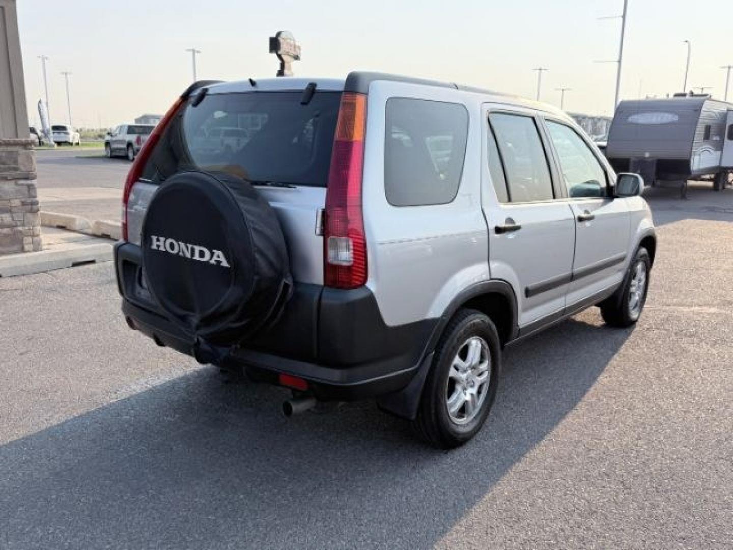 2004 SILVER /Black Honda CR-V (JHLRD78844C) with an 24L I-4 DOHC engine, Automatic transmission, located at 1175 N Woodruff Ave, Idaho Falls, ID, 83401, 43.506901, -111.999657 - At Timberline Auto, finding a great deal on your next vehicle is always easy! Our experienced sales staff goal is to help find you the right vehicle at the right price! Our knowledgeable finance department has options for almost any credit score. We offer extended service contract options to prot- Photo#30