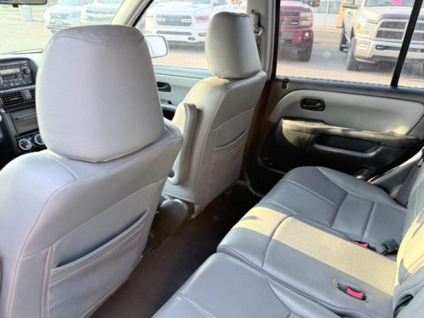 2004 SILVER /Black Honda CR-V (JHLRD78844C) with an 24L I-4 DOHC engine, Automatic transmission, located at 1175 N Woodruff Ave, Idaho Falls, ID, 83401, 43.506901, -111.999657 - At Timberline Auto, finding a great deal on your next vehicle is always easy! Our experienced sales staff goal is to help find you the right vehicle at the right price! Our knowledgeable finance department has options for almost any credit score. We offer extended service contract options to prot- Photo#46