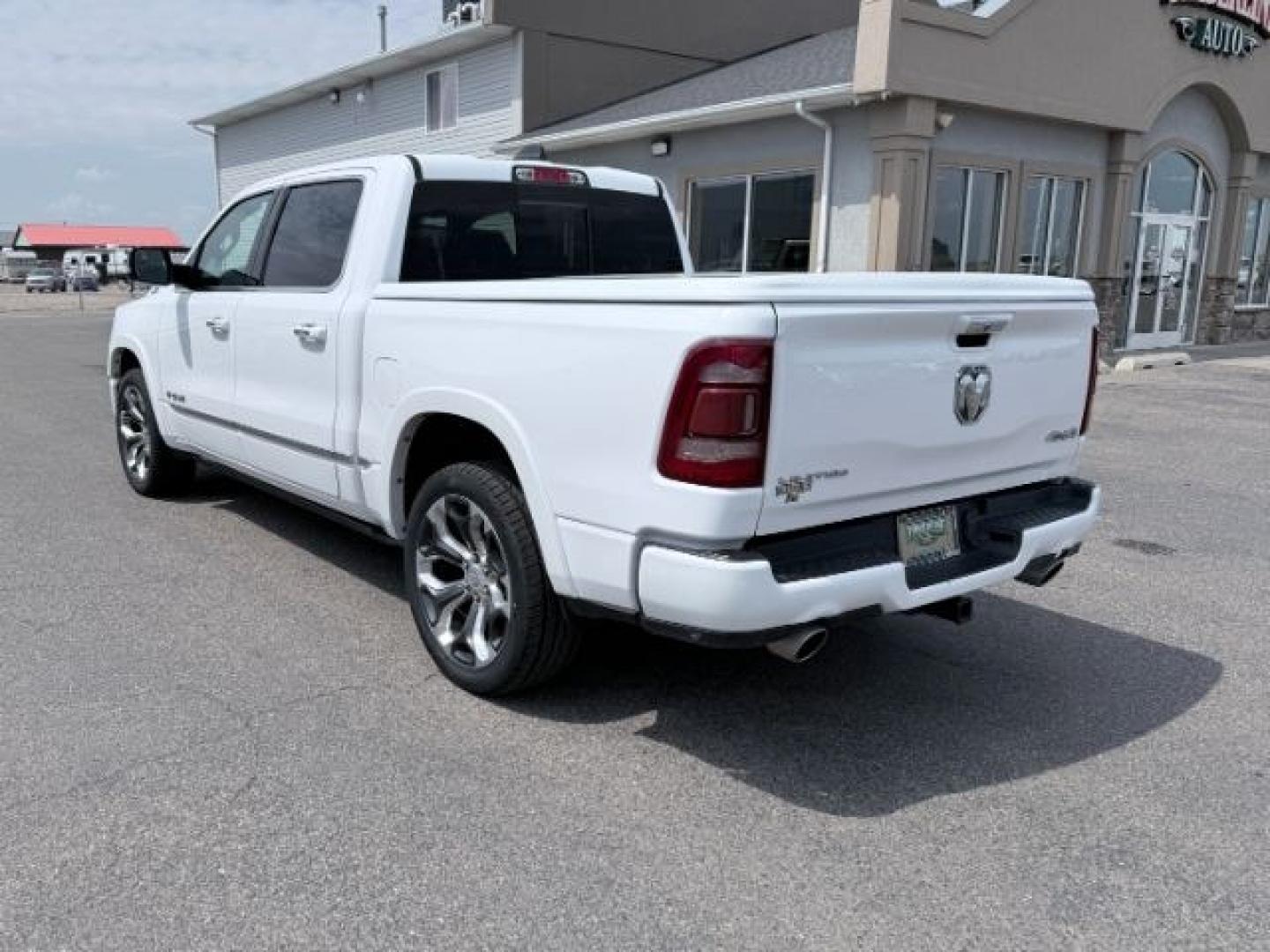 2020 WHITE /Black Ram 1500 (1C6SRFHM9LN) with an EcoDiesel 3L V-6 diesel direct injection engine, Automatic transmission, located at 1175 N Woodruff Ave, Idaho Falls, ID, 83401, 43.506901, -111.999657 - At Timberline Auto, finding a great deal on your next vehicle is always easy! Our experienced sales staff goal is to help find you the right vehicle at the right price! Our knowledgeable finance department has options for almost any credit score. We offer extended service contract options to prot- Photo#2