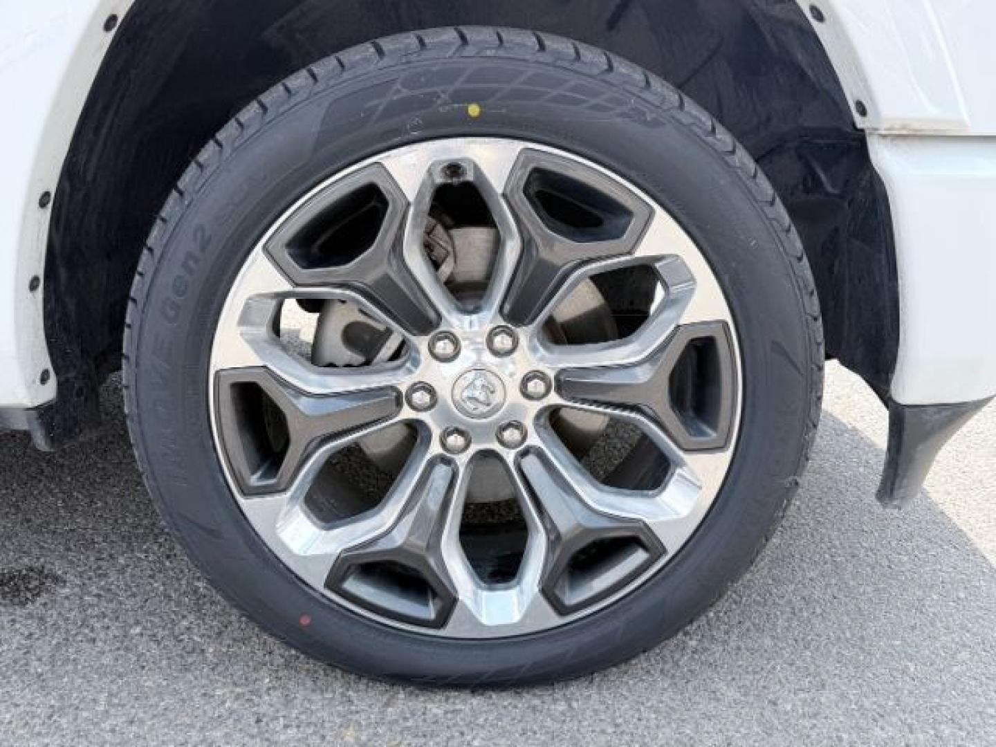 2020 WHITE /Black Ram 1500 (1C6SRFHM9LN) with an EcoDiesel 3L V-6 diesel direct injection engine, Automatic transmission, located at 1175 N Woodruff Ave, Idaho Falls, ID, 83401, 43.506901, -111.999657 - At Timberline Auto, finding a great deal on your next vehicle is always easy! Our experienced sales staff goal is to help find you the right vehicle at the right price! Our knowledgeable finance department has options for almost any credit score. We offer extended service contract options to prot- Photo#11
