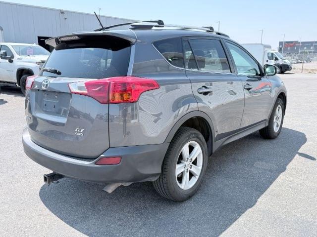 2013 GRAY /Black Toyota RAV4 XLE (2T3RFREVXDW) with an 2.5L I-4 DOHC engine, AUTOMATIC transmission, located at 1235 N Woodruff Ave., Idaho Falls, 83401, (208) 523-1053, 43.507172, -112.000488 - At Timberline Auto, finding a great deal on your next vehicle is always easy! Our experienced sales staff goal is to help find you the right vehicle at the right price! Our knowledgeable finance department has options for almost any credit score. We offer extended service contract options to prot- Photo#3