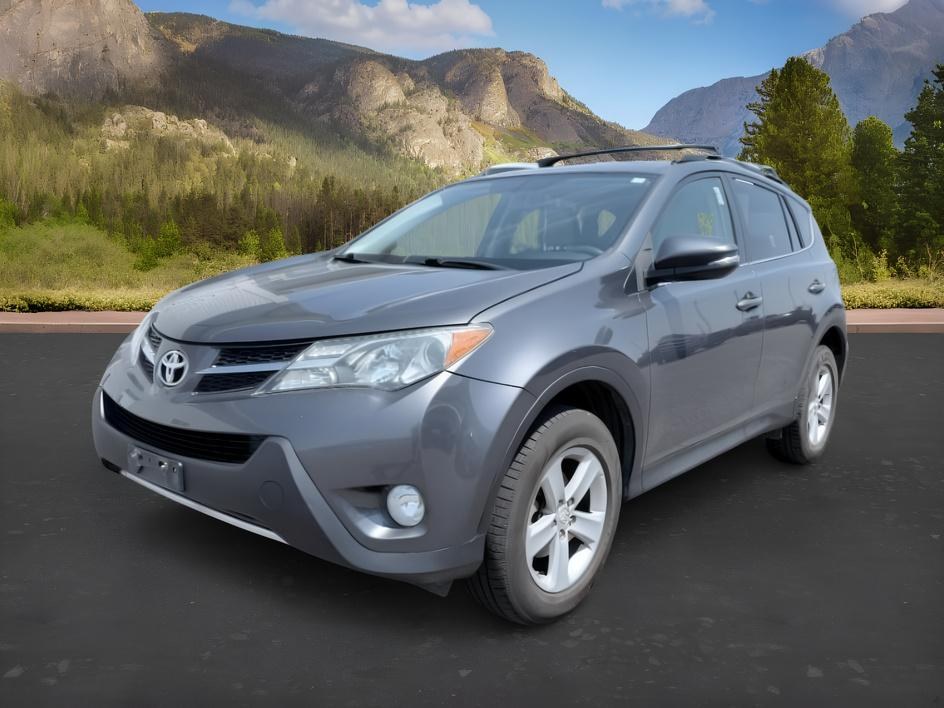 photo of 2013 Toyota RAV4 XLE
