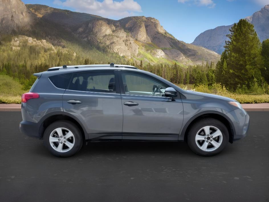 2013 GRAY /Black Toyota RAV4 XLE (2T3RFREVXDW) with an 2.5L I-4 DOHC engine, AUTOMATIC transmission, located at 1235 N Woodruff Ave., Idaho Falls, 83401, (208) 523-1053, 43.507172, -112.000488 - At Timberline Auto, finding a great deal on your next vehicle is always easy! Our experienced sales staff goal is to help find you the right vehicle at the right price! Our knowledgeable finance department has options for almost any credit score. We offer extended service contract options to prot- Photo#4