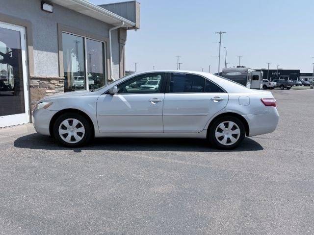 2007 SILVER /Ash Toyota Camry LE (4T1BE46K97U) with an 2.4L I-4 DOHC engine, AUTOMATIC transmission, located at 1235 N Woodruff Ave., Idaho Falls, 83401, (208) 523-1053, 43.507172, -112.000488 - At Timberline Auto, finding a great deal on your next vehicle is always easy! Our experienced sales staff goal is to help find you the right vehicle at the right price! Our knowledgeable finance department has options for almost any credit score. We offer extended service contract options to prot- Photo#0