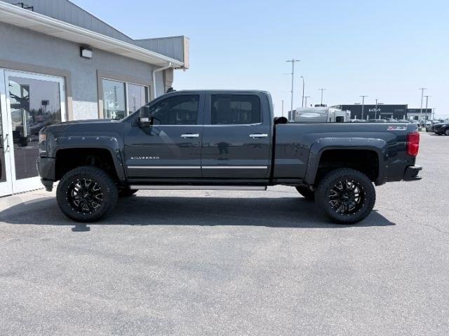 2017 GRAY /Jet Black Chevrolet Silverado 1500 LTZ (3GCUKSEJXHG) with an EcoTec3 6.2L V-8 gasoline direct injection engine, AUTOMATIC transmission, located at 1235 N Woodruff Ave., Idaho Falls, 83401, (208) 523-1053, 43.507172, -112.000488 - At Timberline Auto, finding a great deal on your next vehicle is always easy! Our experienced sales staff goal is to help find you the right vehicle at the right price! Our knowledgeable finance department has options for almost any credit score. We offer extended service contract options to prot- Photo#1