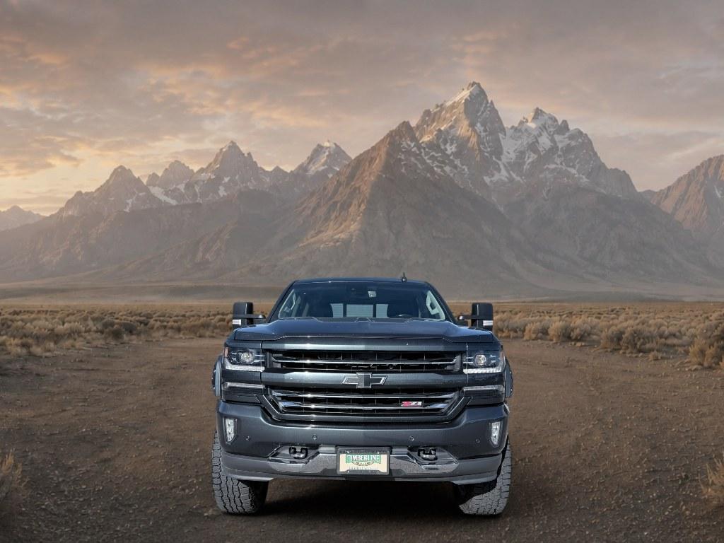 2017 Graphite Metallic /Jet Black Chevrolet Silverado LTZ (3GCUKSEJXHG) with an V8, 6.2L engine, 8-speed automatic transmission, located at 1175 N Woodruff Ave, Idaho Falls, ID, 83401, 43.506901, -111.999657 - <b>Vehicle Details</b><br>Drivers searching for a capable pre-owned truck in Idaho Falls, ID will appreciate this 2017 Chevrolet Silverado 1500 LTZ 4WD with the powerful V8, 6.2L gasoline engine. Built for towing, hauling, and everyday comfort, this Chevrolet Silverado delivers the bold performance- Photo#7