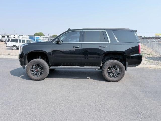 2018 BLACK /Jet Black GMC Yukon SLT (1GKS2BKC7JR) with an EcoTec3 5.3L V-8 gasoline direct injection engine, AUTOMATIC transmission, located at 1235 N Woodruff Ave., Idaho Falls, 83401, (208) 523-1053, 43.507172, -112.000488 - At Timberline Auto, finding a great deal on your next vehicle is always easy! Our experienced sales staff goal is to help find you the right vehicle at the right price! Our knowledgeable finance department has options for almost any credit score. We offer extended service contract options to prot- Photo#1
